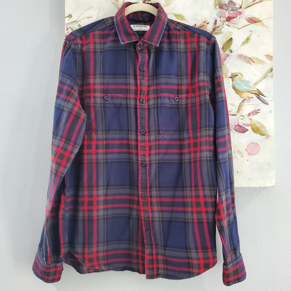 Express mens flannel button down shirt. Long sleeve, size M, blue, gray, red